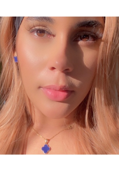 Yazz, verified member on LuxeCam